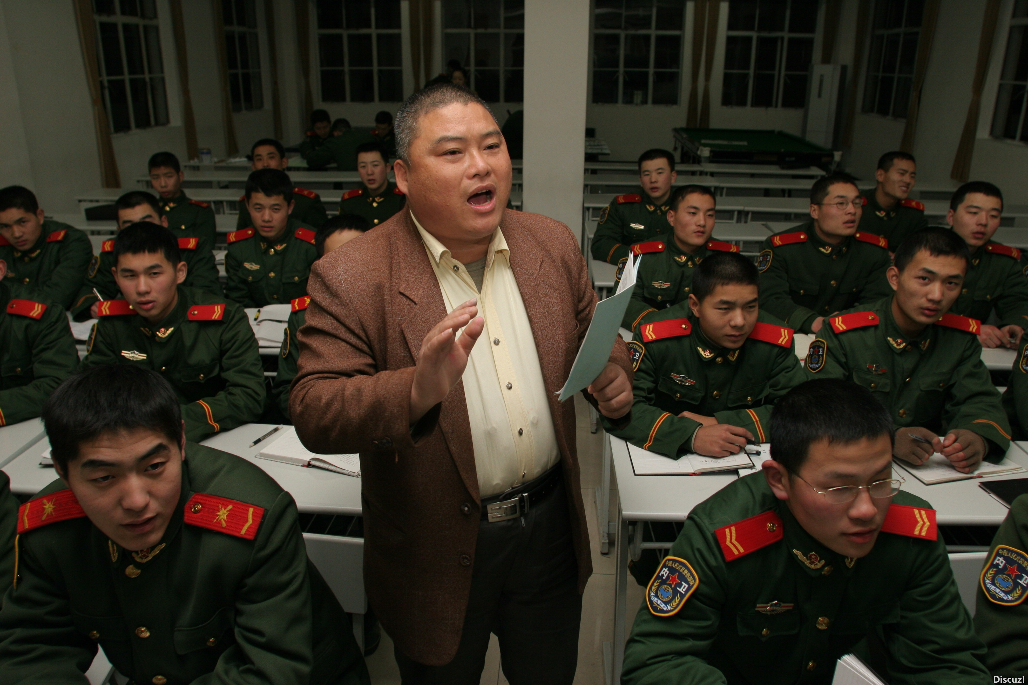 百度胖老师吧上海市公 安局轨道交通分局石宇玉老师求救 抖音快手百度贴吧百科图片视频知道搜索上海胖老师或 ...