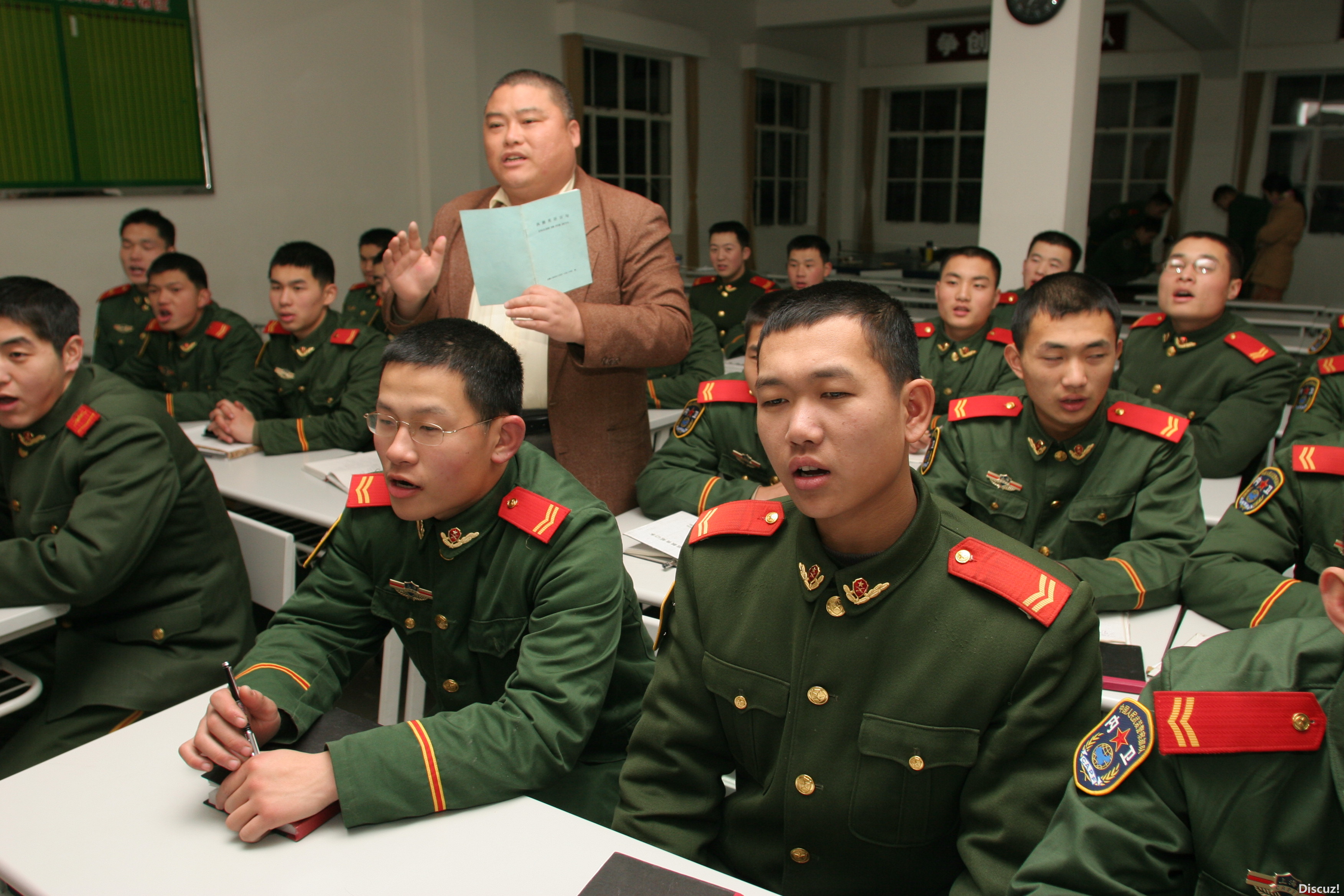 百度胖老师吧上海市公 安局轨道交通分局石宇玉老师求救 抖音快手百度贴吧百科图片视频知道搜索上海胖老师或 ...