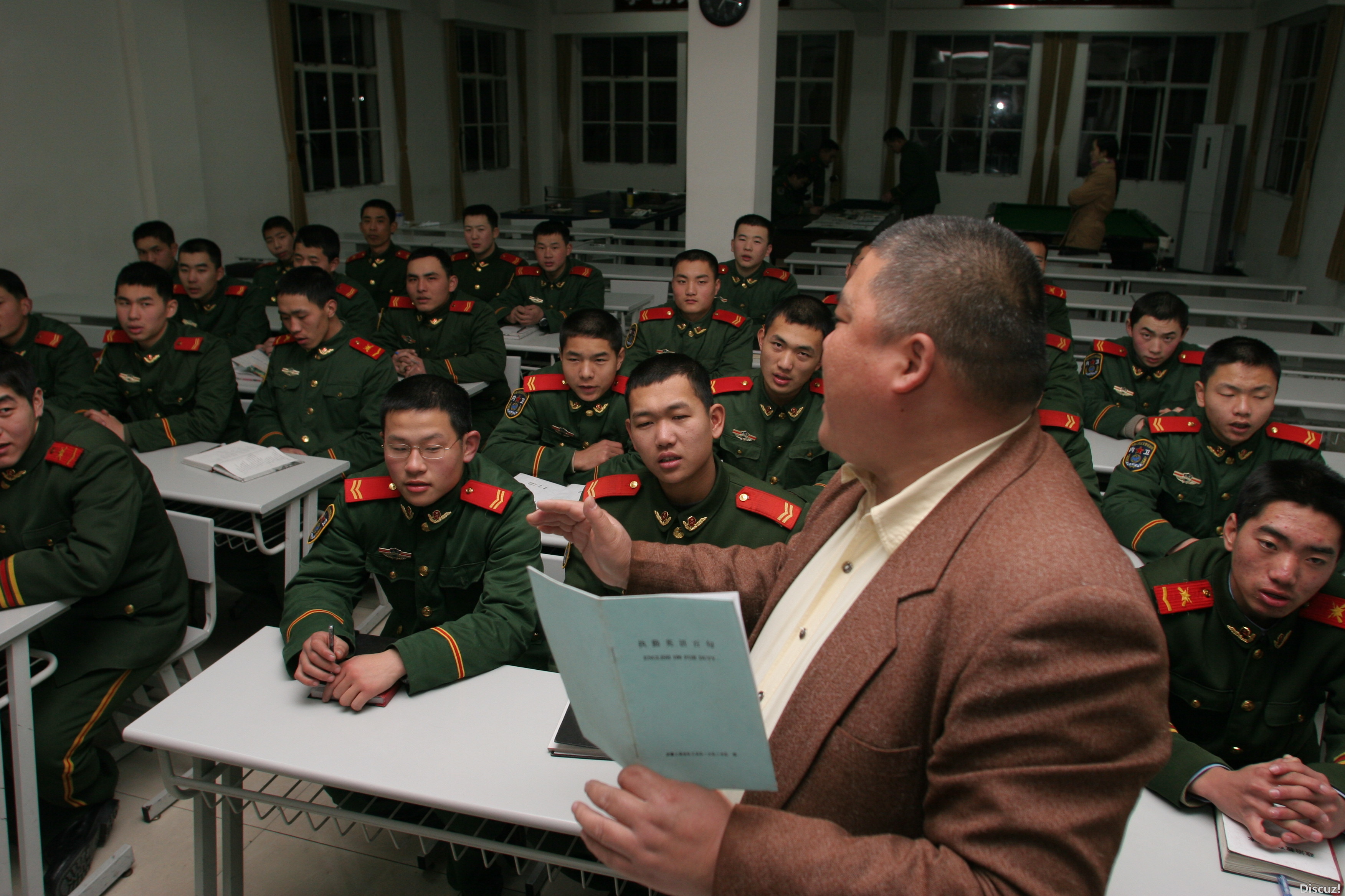 百度胖老师吧上海市公 安局轨道交通分局石宇玉老师求救 抖音快手百度贴吧百科图片视频知道搜索上海胖老师或 ...