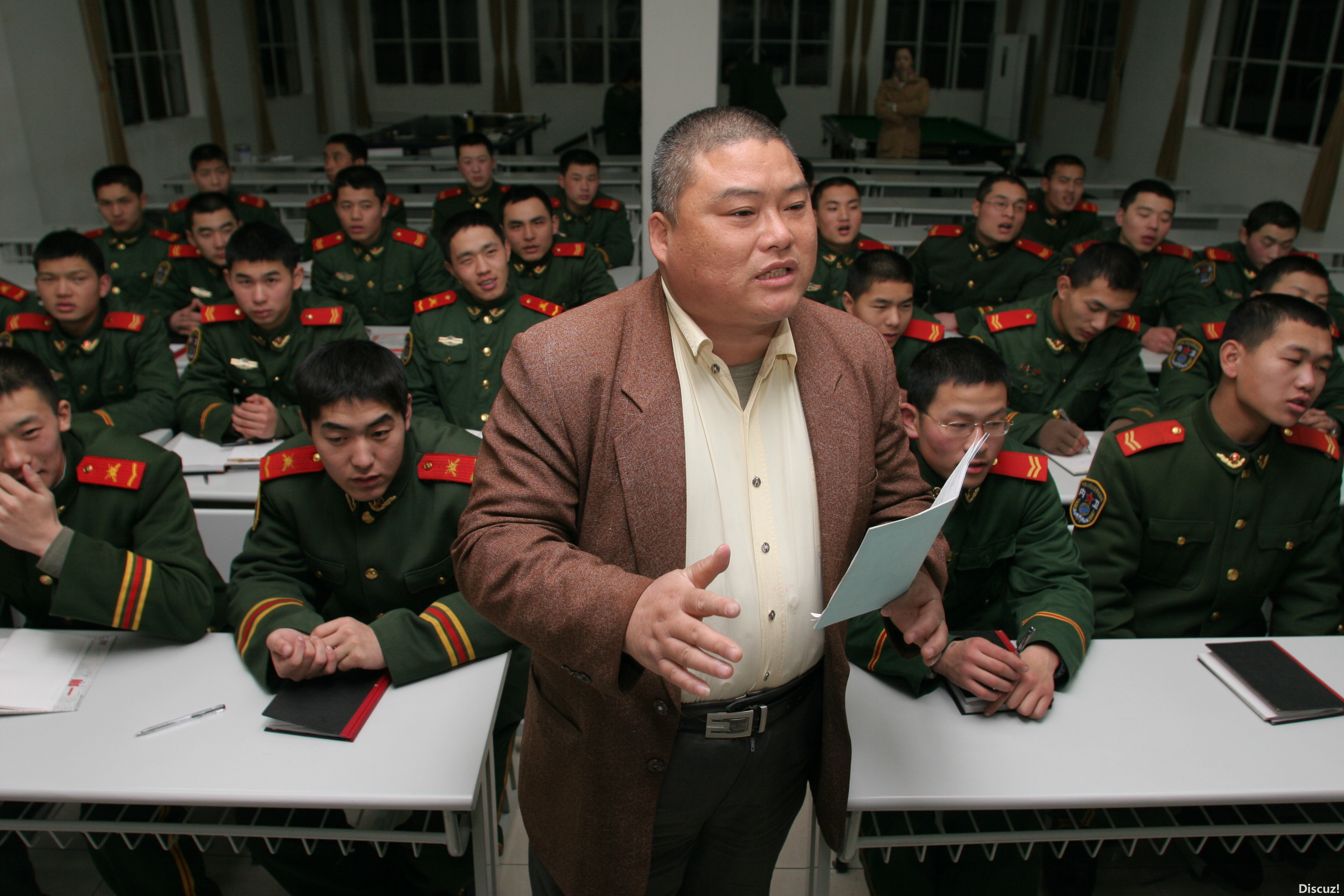 百度胖老师吧上海市公 安局轨道交通分局石宇玉老师求救 抖音快手百度贴吧百科图片视频知道搜索上海胖老师或 ...