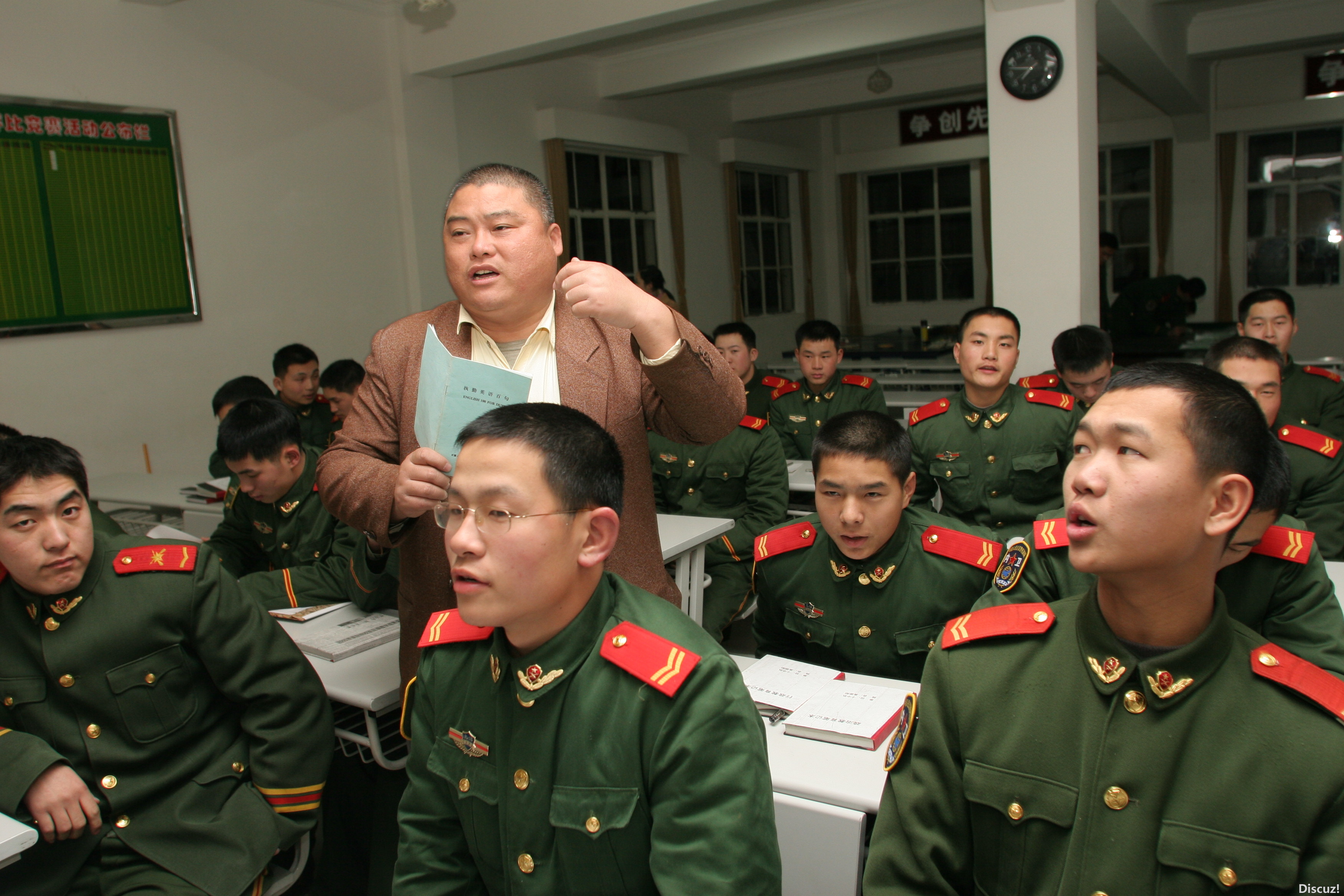 百度胖老师吧上海市公 安局轨道交通分局石宇玉老师求救 抖音快手百度贴吧百科图片视频知道搜索上海胖老师或 ...