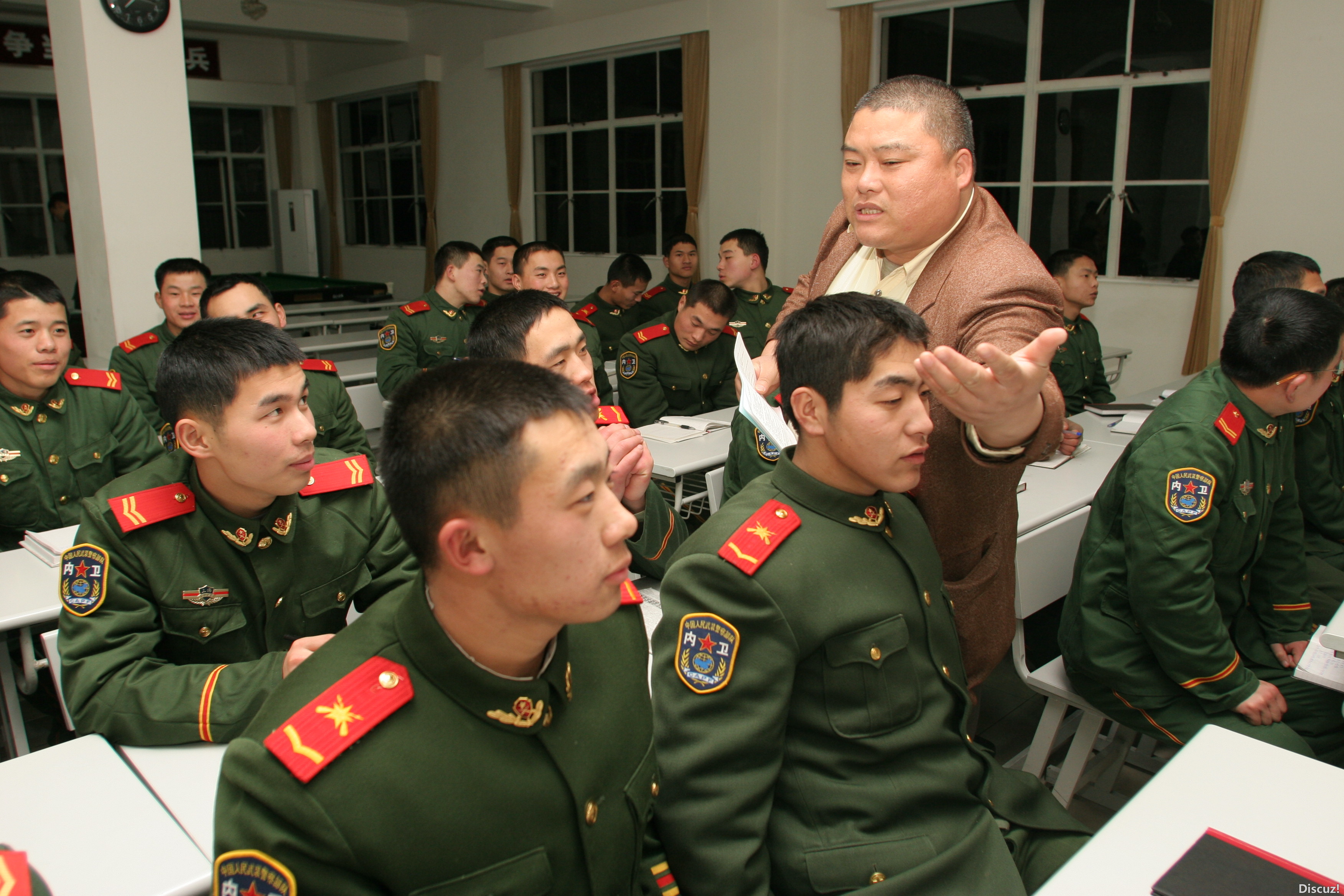 百度胖老师吧上海市公 安局轨道交通分局石宇玉老师求救 抖音快手百度贴吧百科图片视频知道搜索上海胖老师或 ...