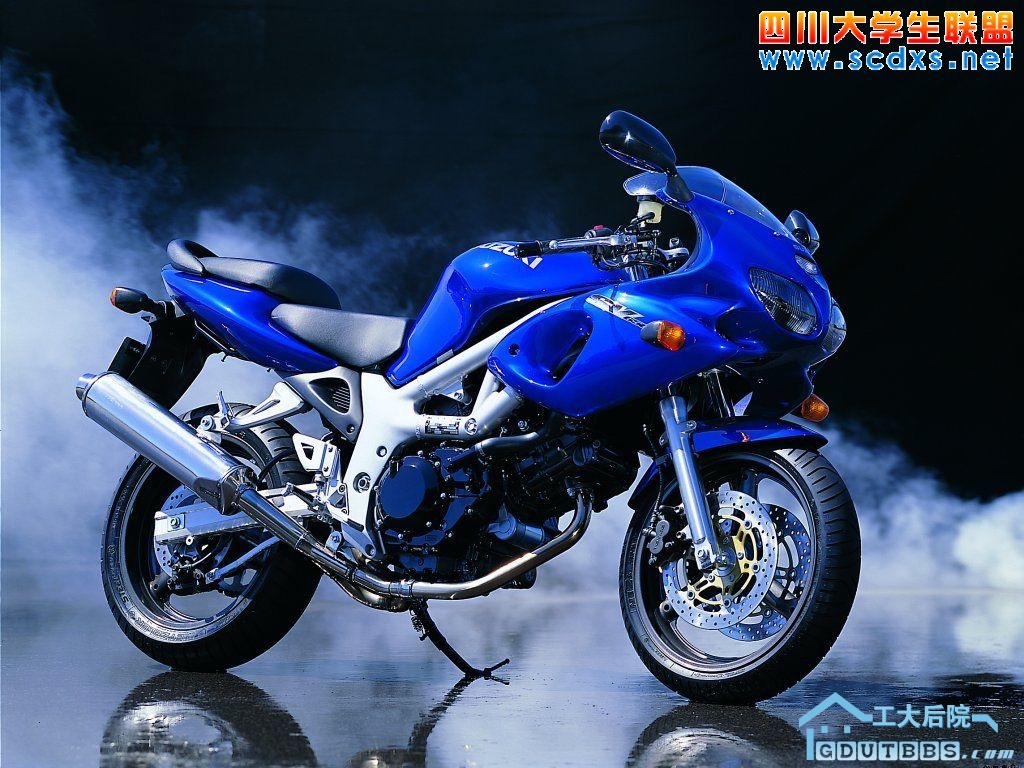 系呢种车。。。由网上下载的