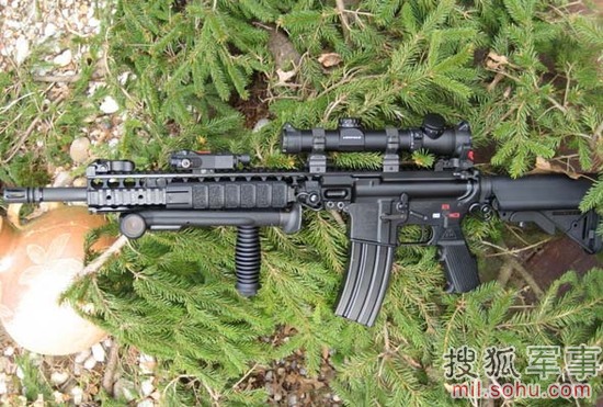 M16突击步枪2.jpg