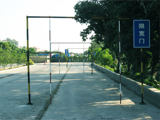 2300.jpg