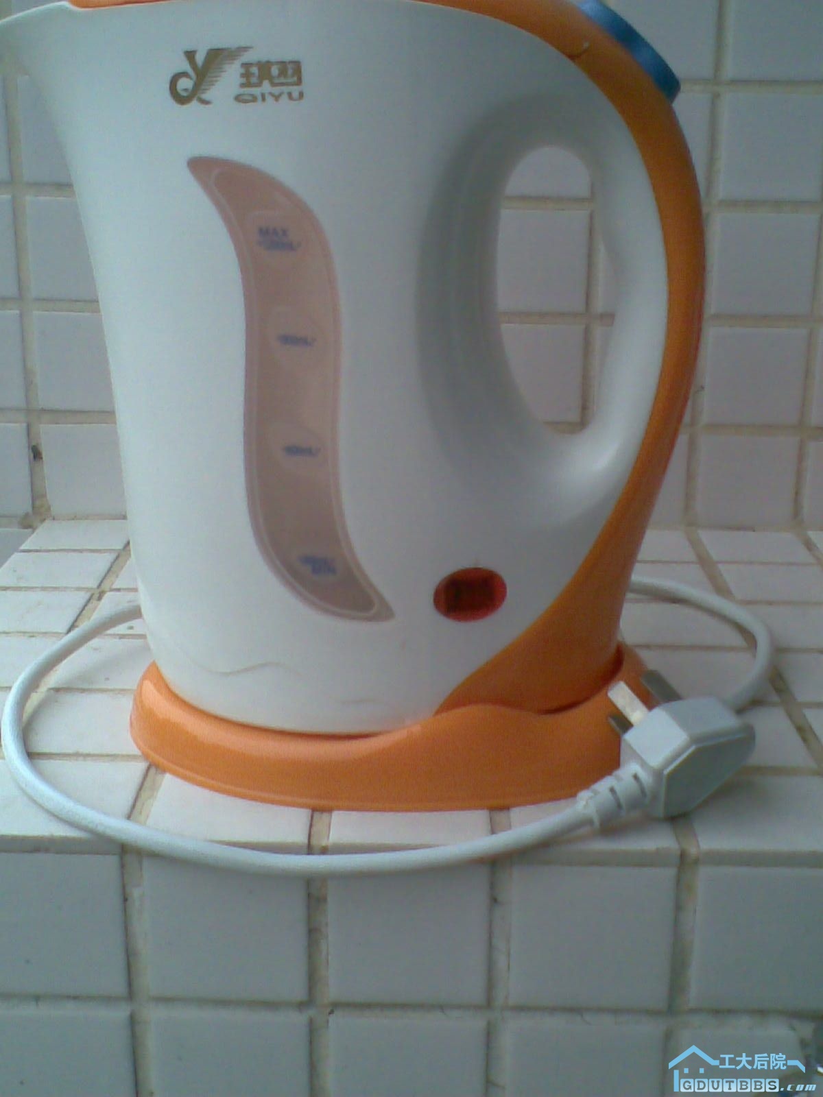 1200ML超大容量电热水壶