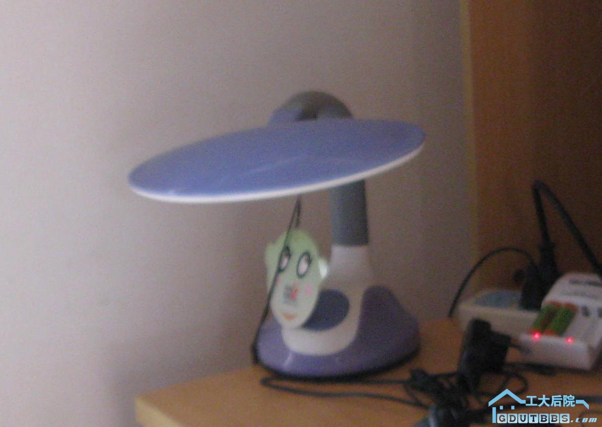 台灯.JPG