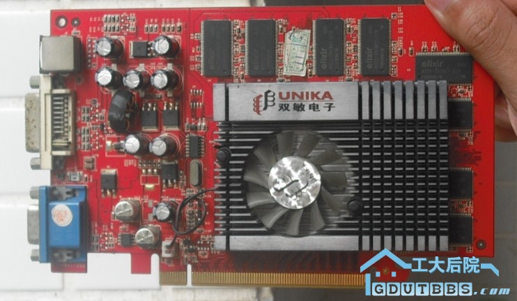 显卡.jpg