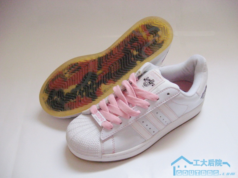 adidas_粉鞋带_1.jpg
