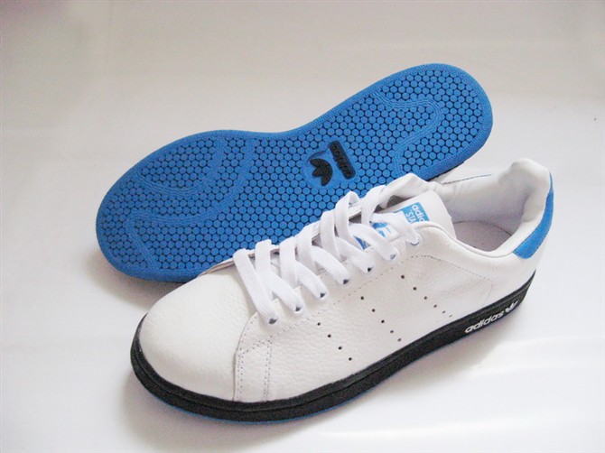 adidas_酷白_2.jpg