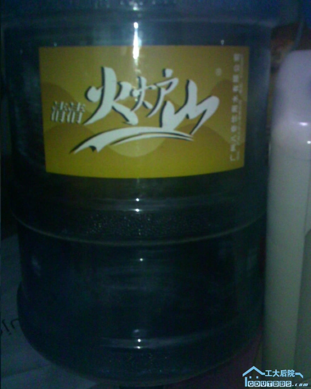 学校用的桶装水