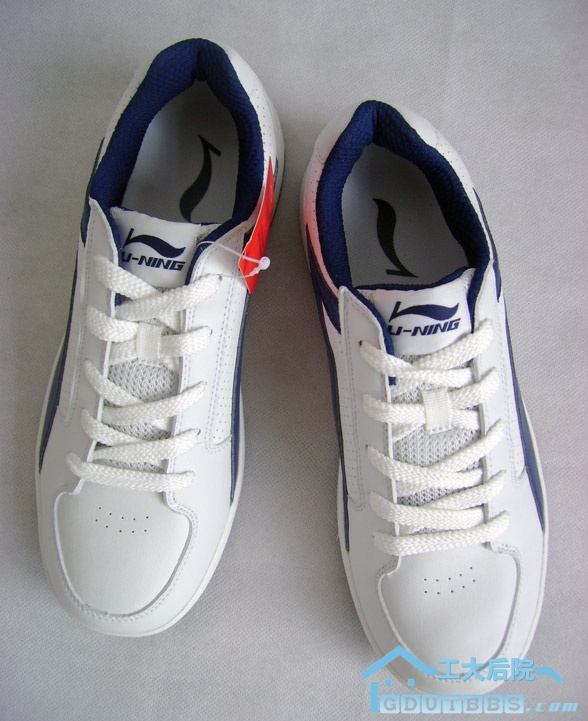 08冬最新款男休闲鞋2LMC811-3 2.jpg