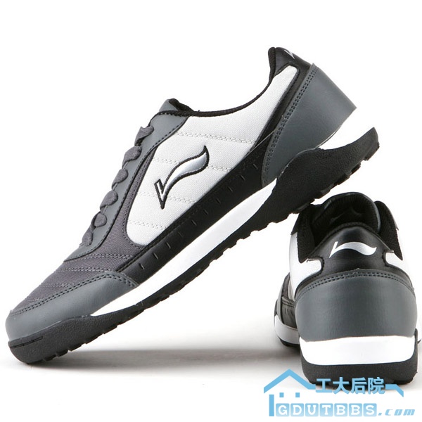 09新款李宁男子足球训练鞋2SMC575-1 1.jpg