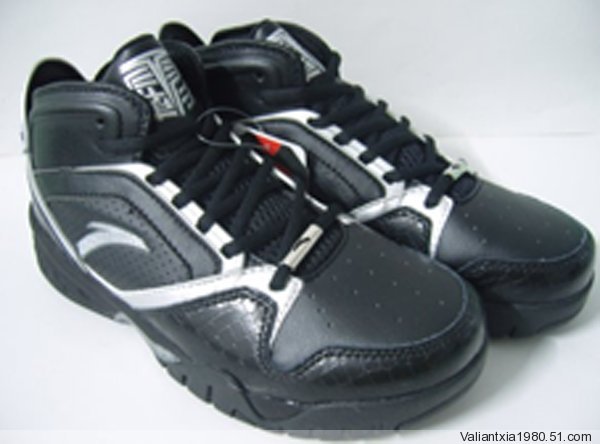 霸道男子篮球鞋三代182222-2【带防伪】 2.jpg