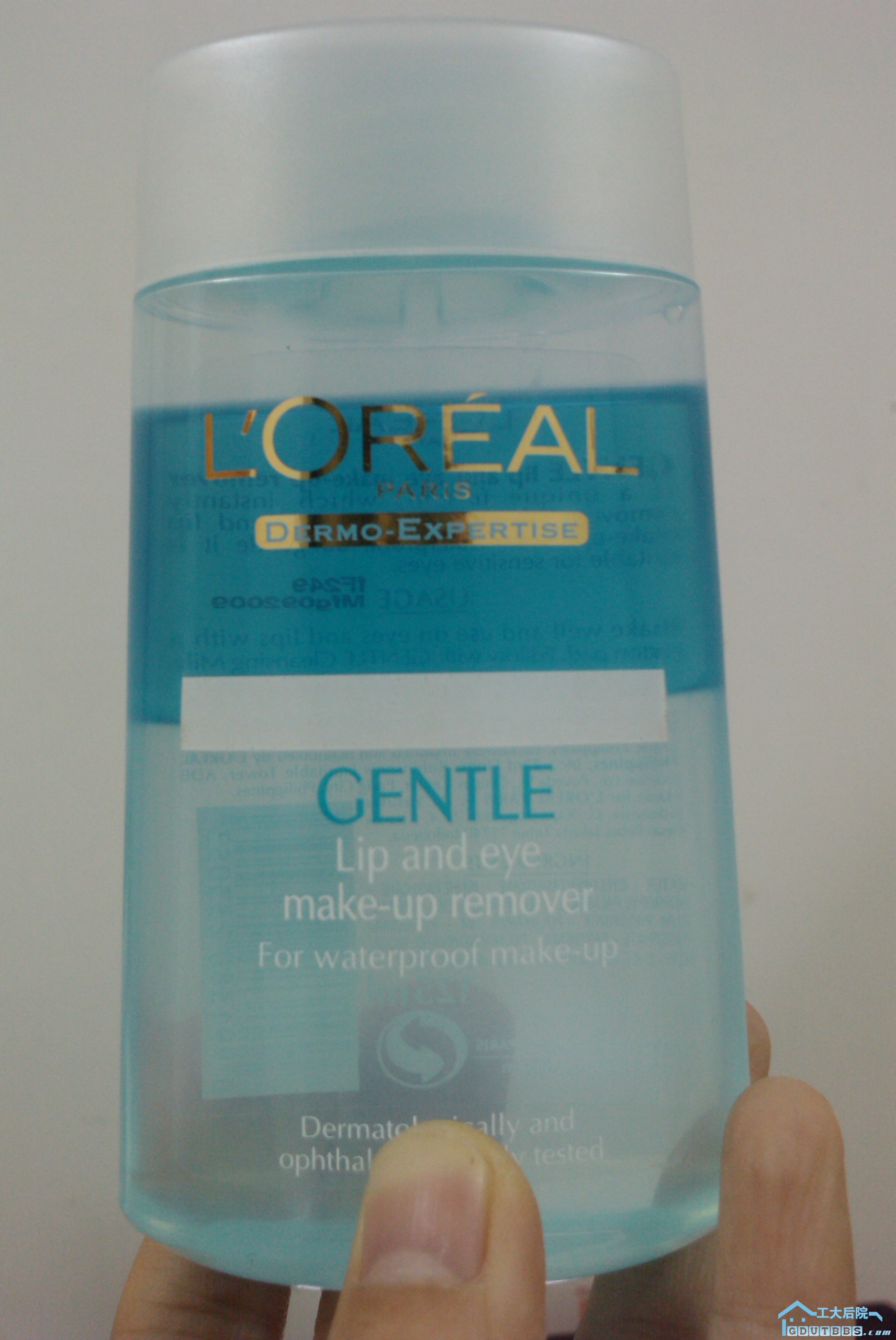 L'OREAL PARIS巴黎欧莱雅唇部及眼部卸妆液150ml，港版，用过两次，保质期2012.09，  专柜价100，现出75. ...