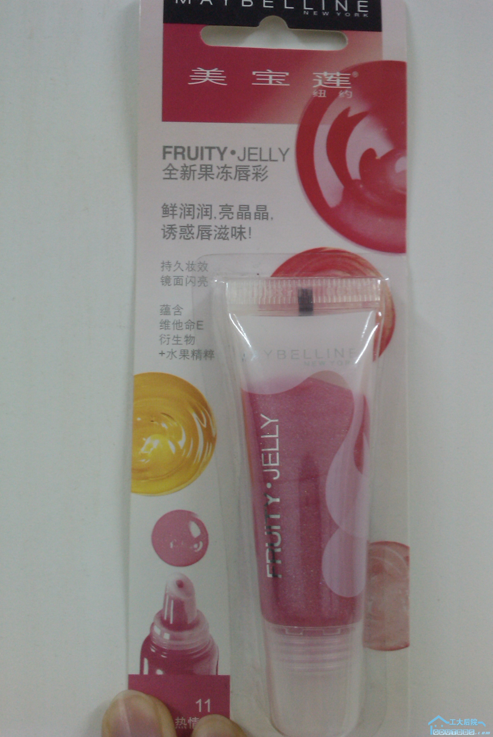 美宝莲果冻唇彩12樱桃红  11热情果 10ml，保质期到2012.09.17  原价29 现出20