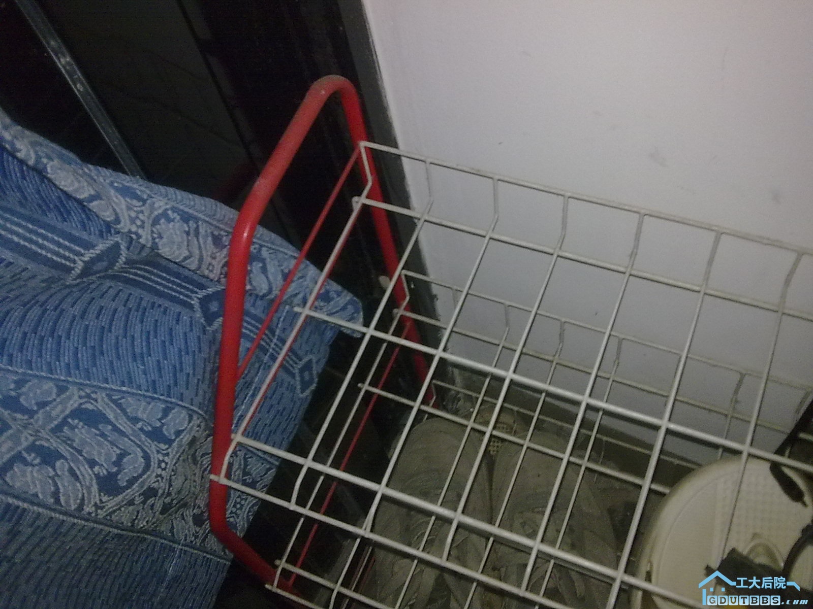 鞋架5元出，可拆卸