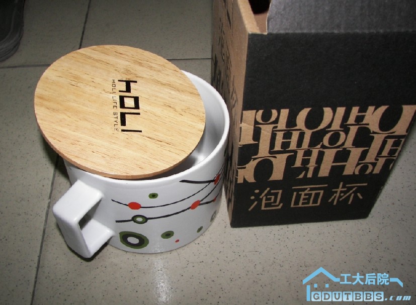 2泡面杯15元出.jpg