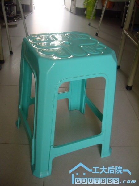 凳子.jpg