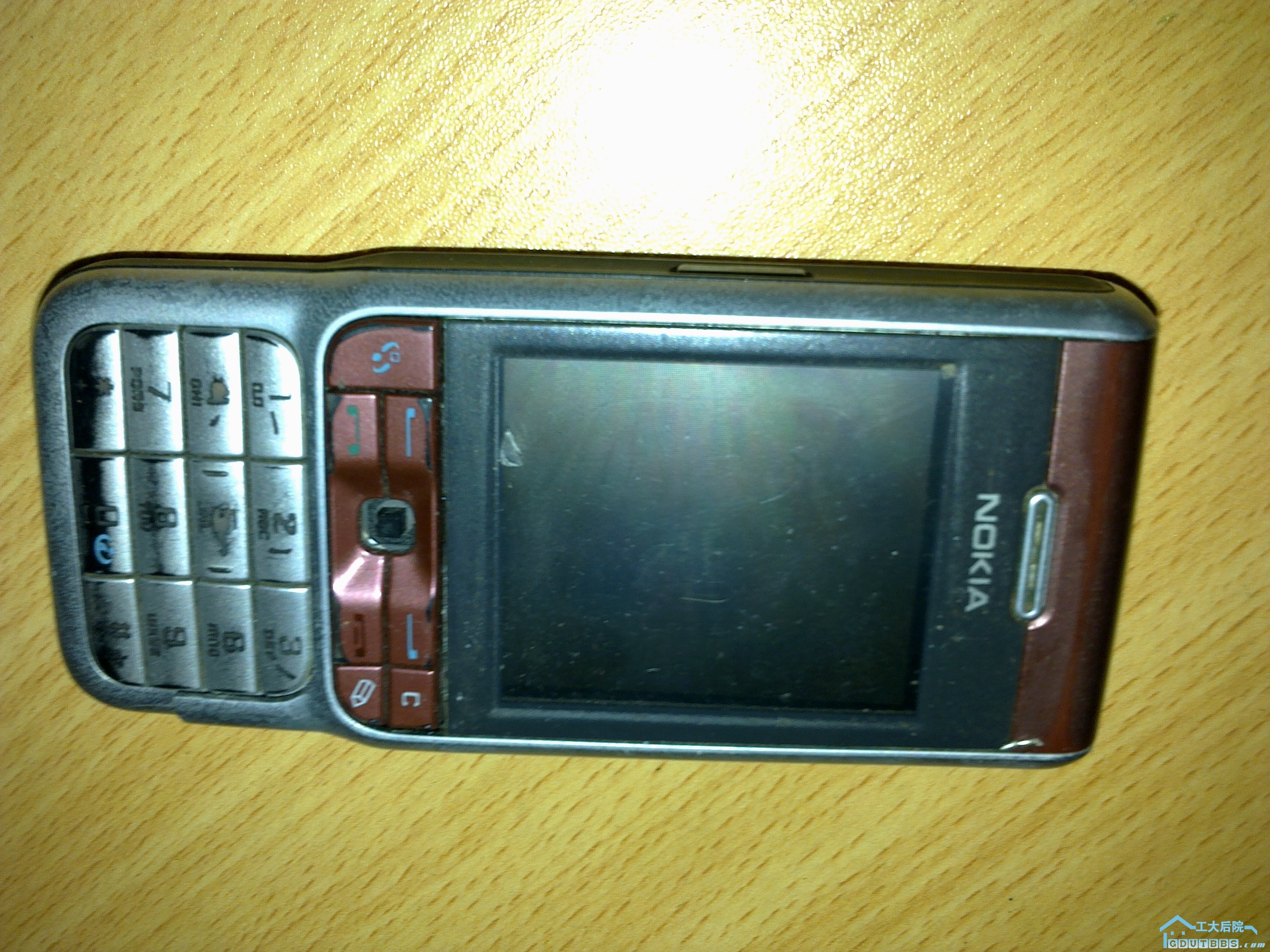 诺基亚3230尸体.jpg