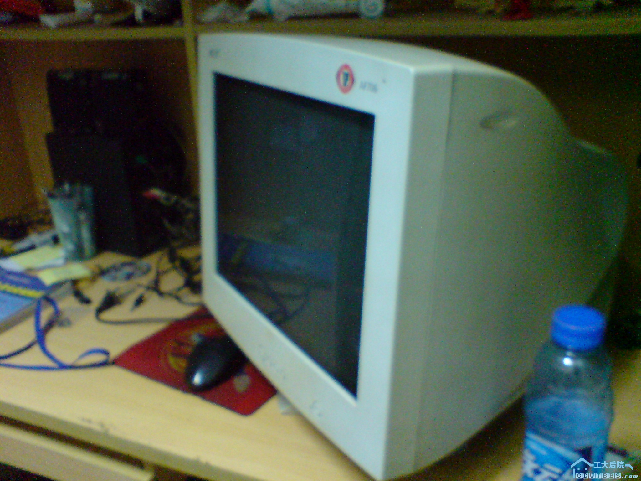 显示器.JPG