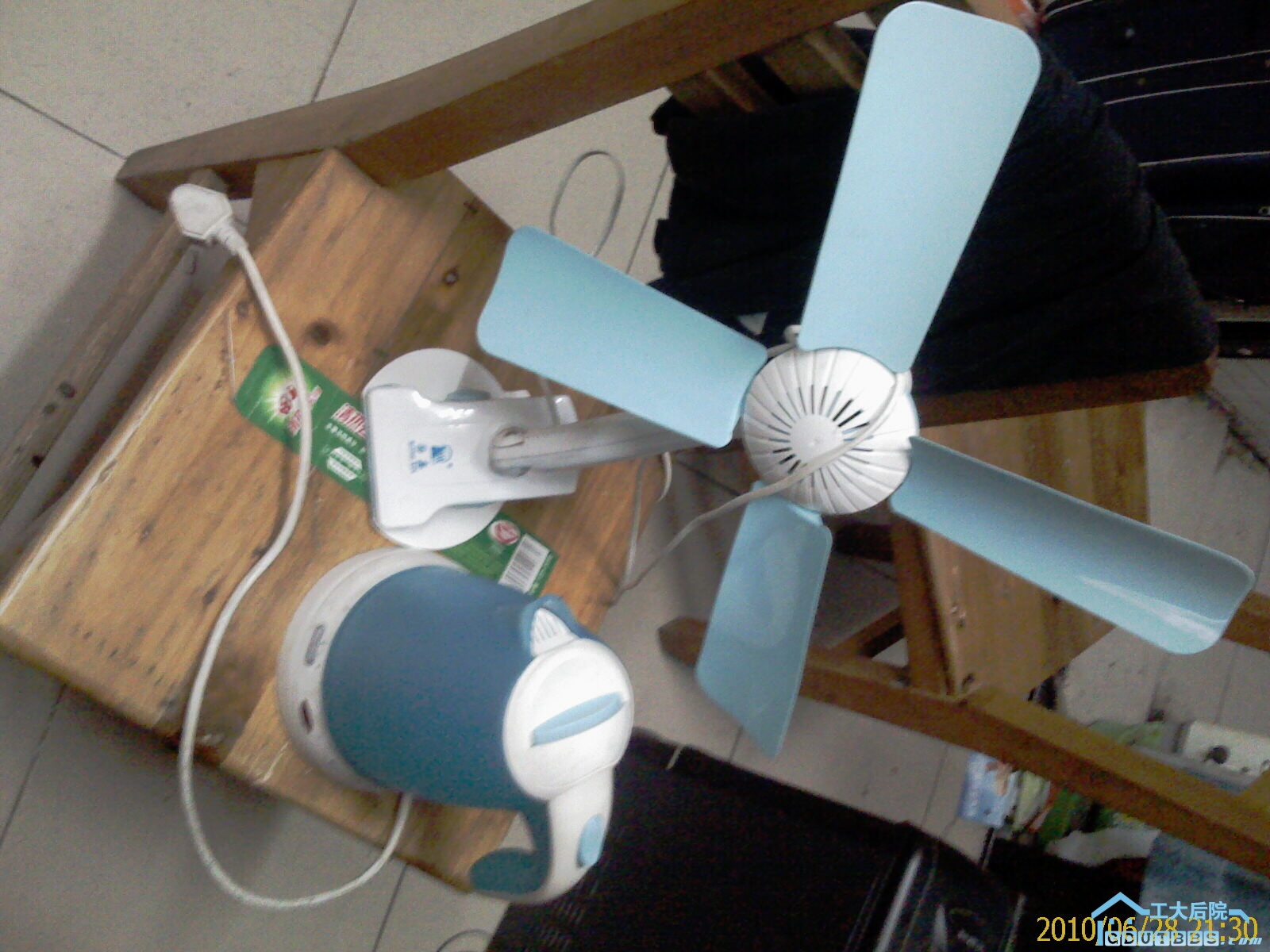 jc的电热水壶和电风扇.jpg