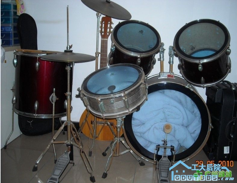 20100529_8d257258fe77d3d35cf5kvAaDMBazzkM.jpg