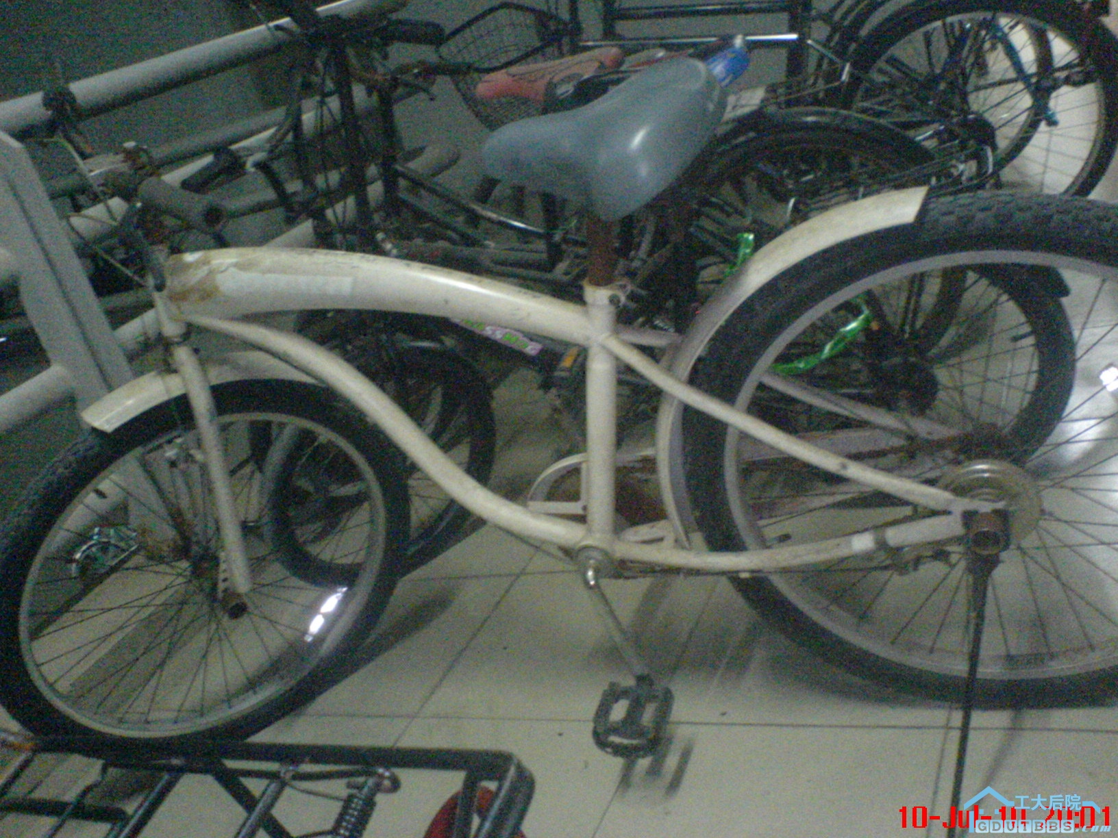 联系电话13560475245，西六434黄同学