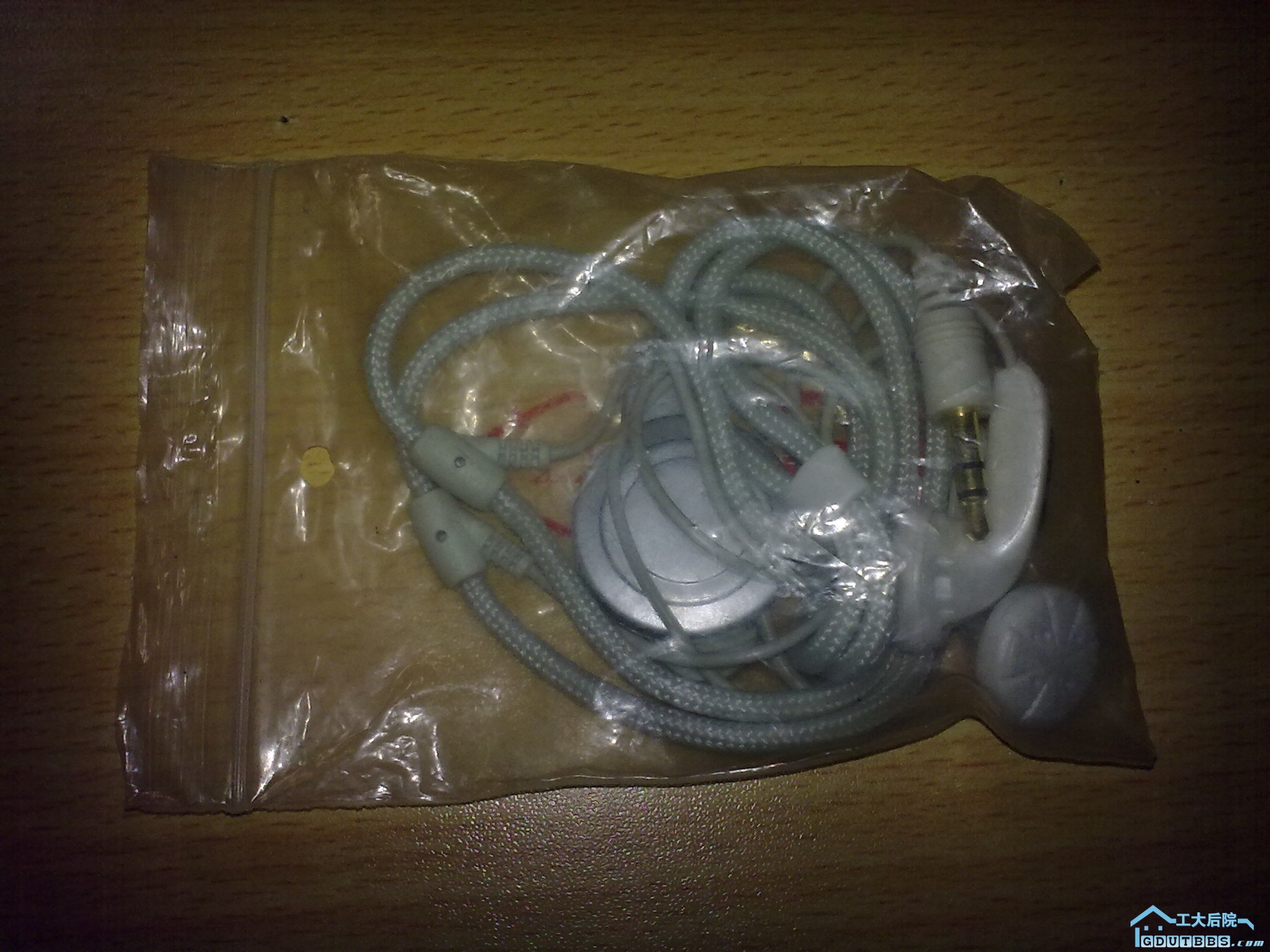 (已出)全新耳机5块