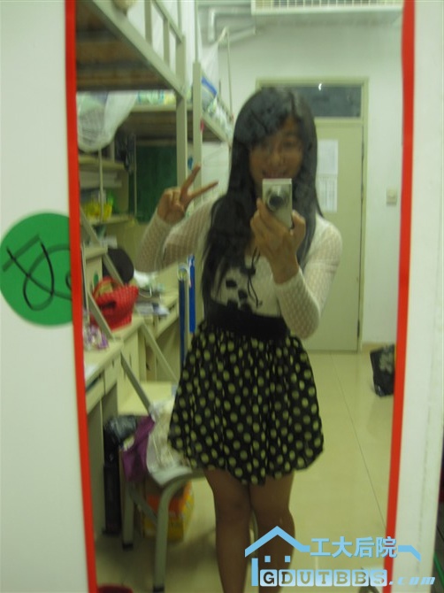 整套点点可爱性感连衣裙，全新，10块