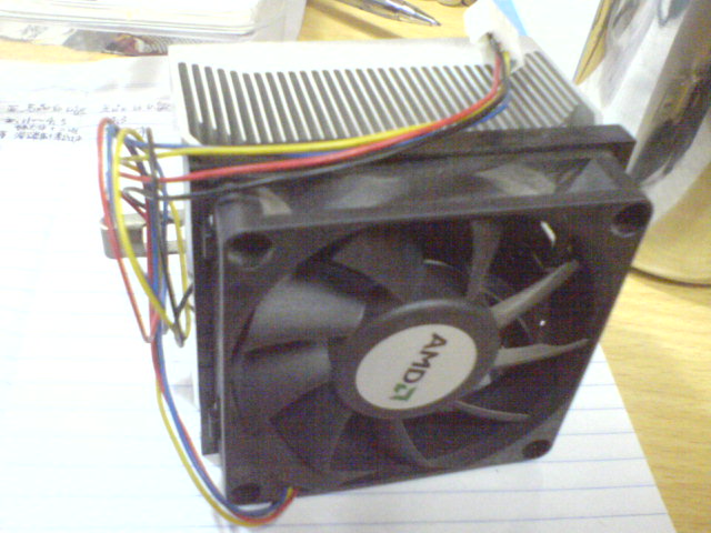 3600+ cpu风扇上图啦