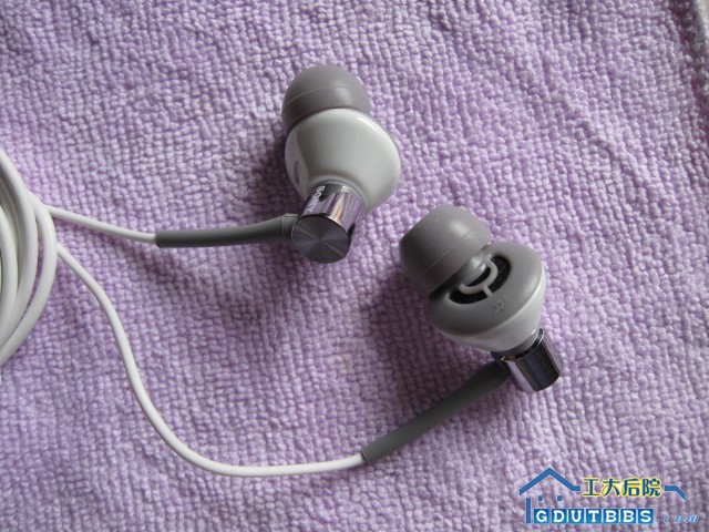 【原装Sony索尼MDR-EX85·入耳耳塞】￥130