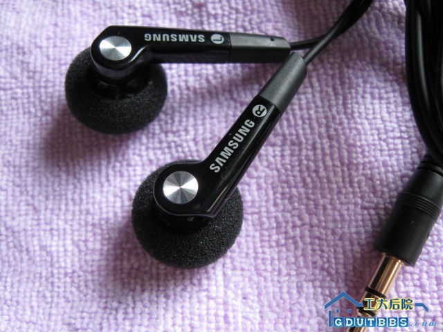 【原装三星耳塞 黑色】￥65