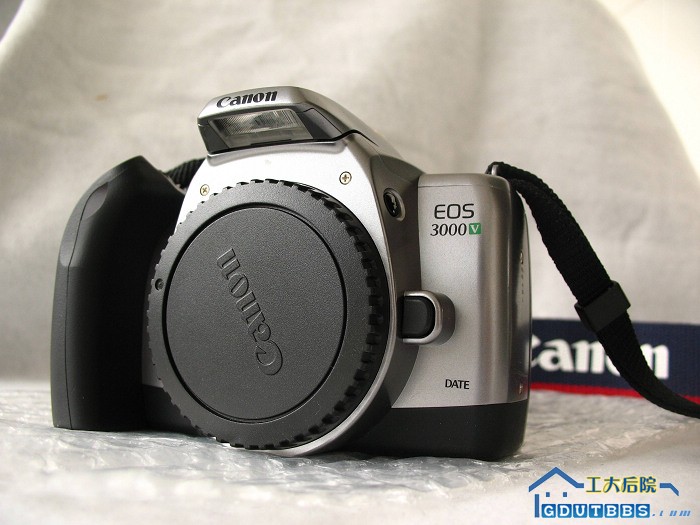 Canon 3000v 胶片单反单机，1300元