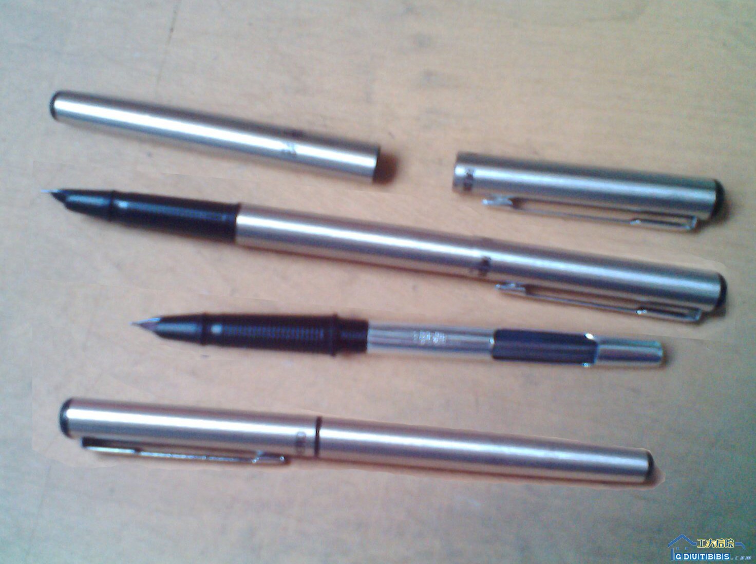 英雄266特细钢笔 仅售4.00元/支