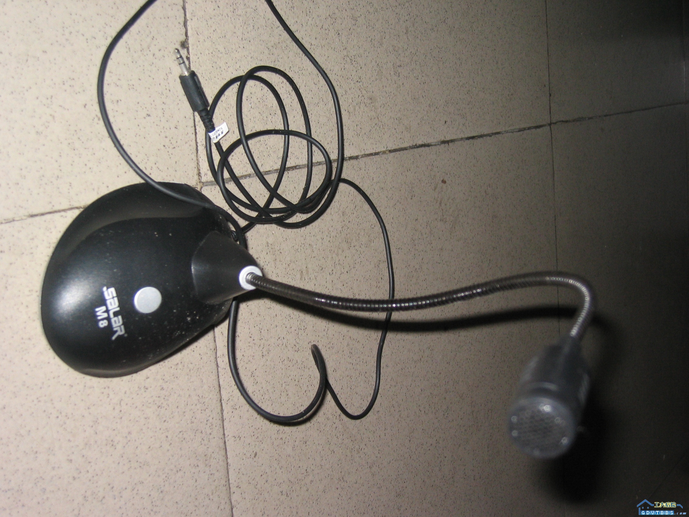 话筒一个，20元