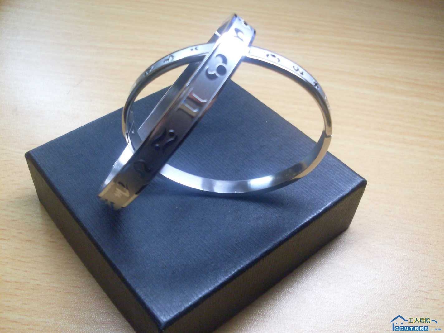 十二星座情侣镯一对售价56