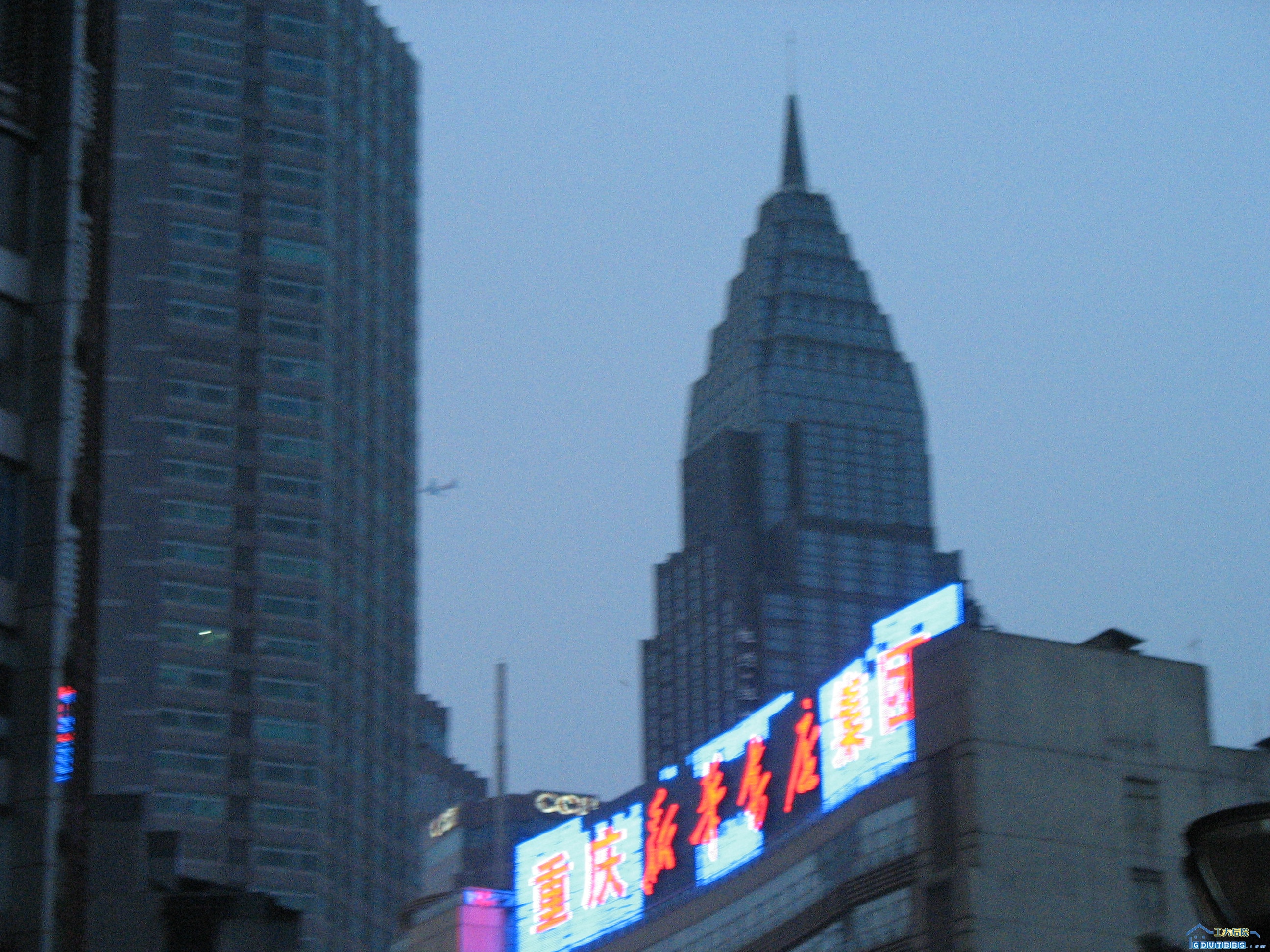 有点像帝国大厦