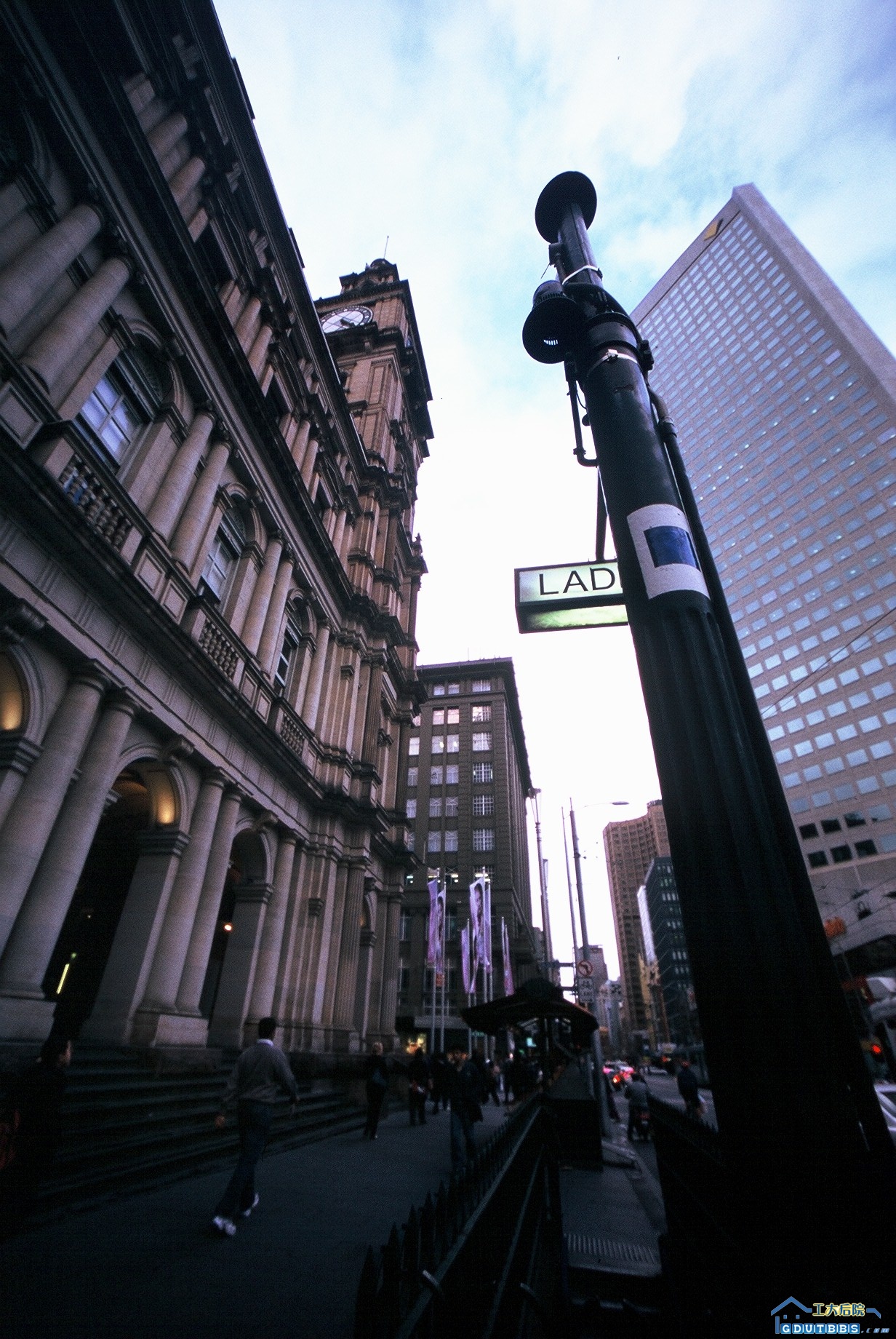 F1000008.JPG